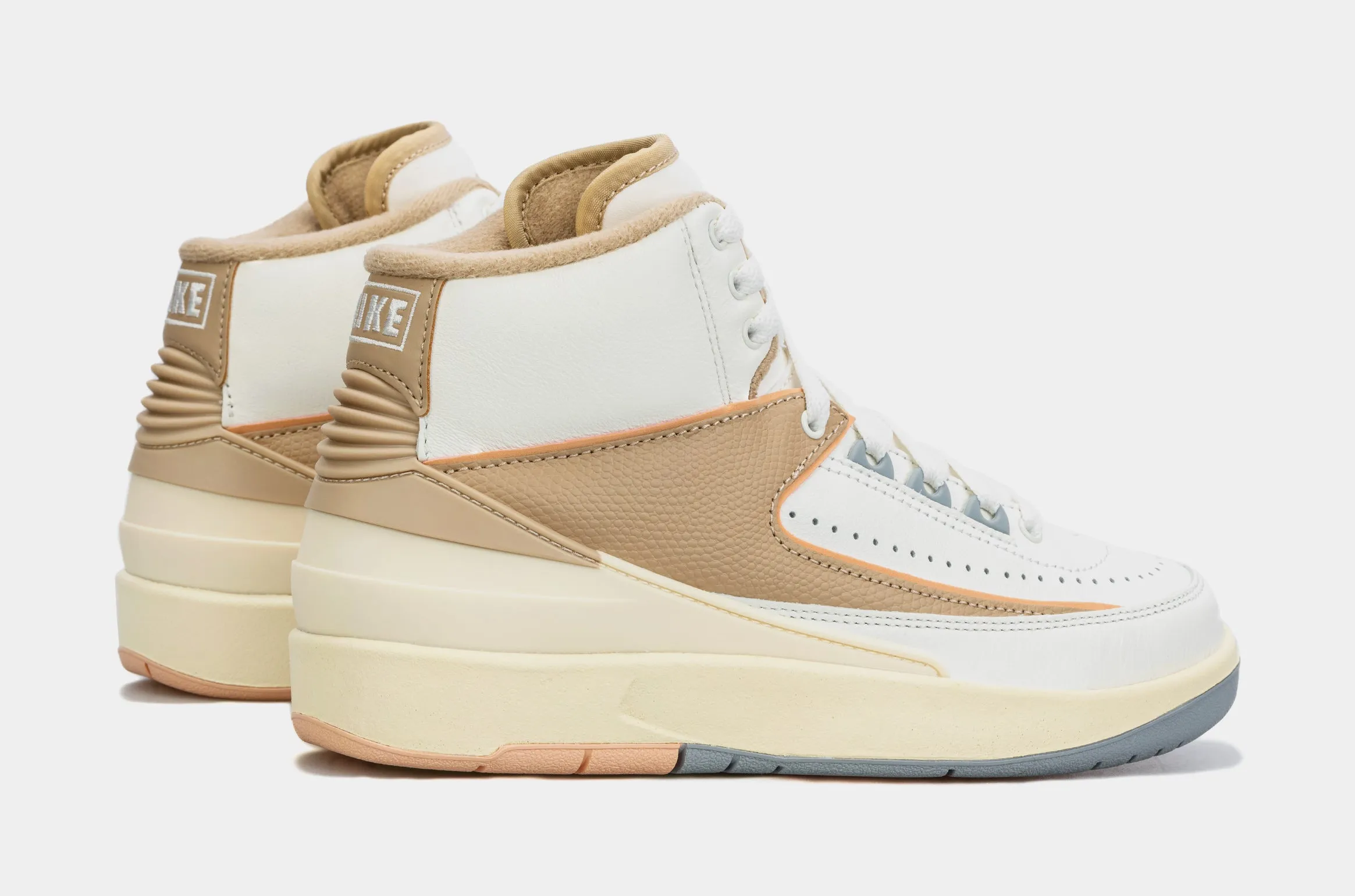 Air Jordan 2 Retro Sunset Haze Womens Lifestyle Shoes (Beige/White)