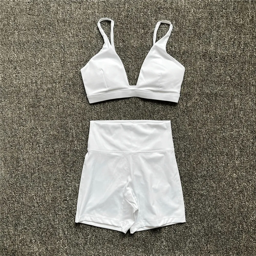 Breathable Elastic Women's Suit of Shorts and Sports Bra - SF1757