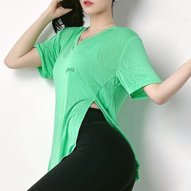 Stylish Women's Top / Cropped Sports Top for Training with Side Cut - SF0063