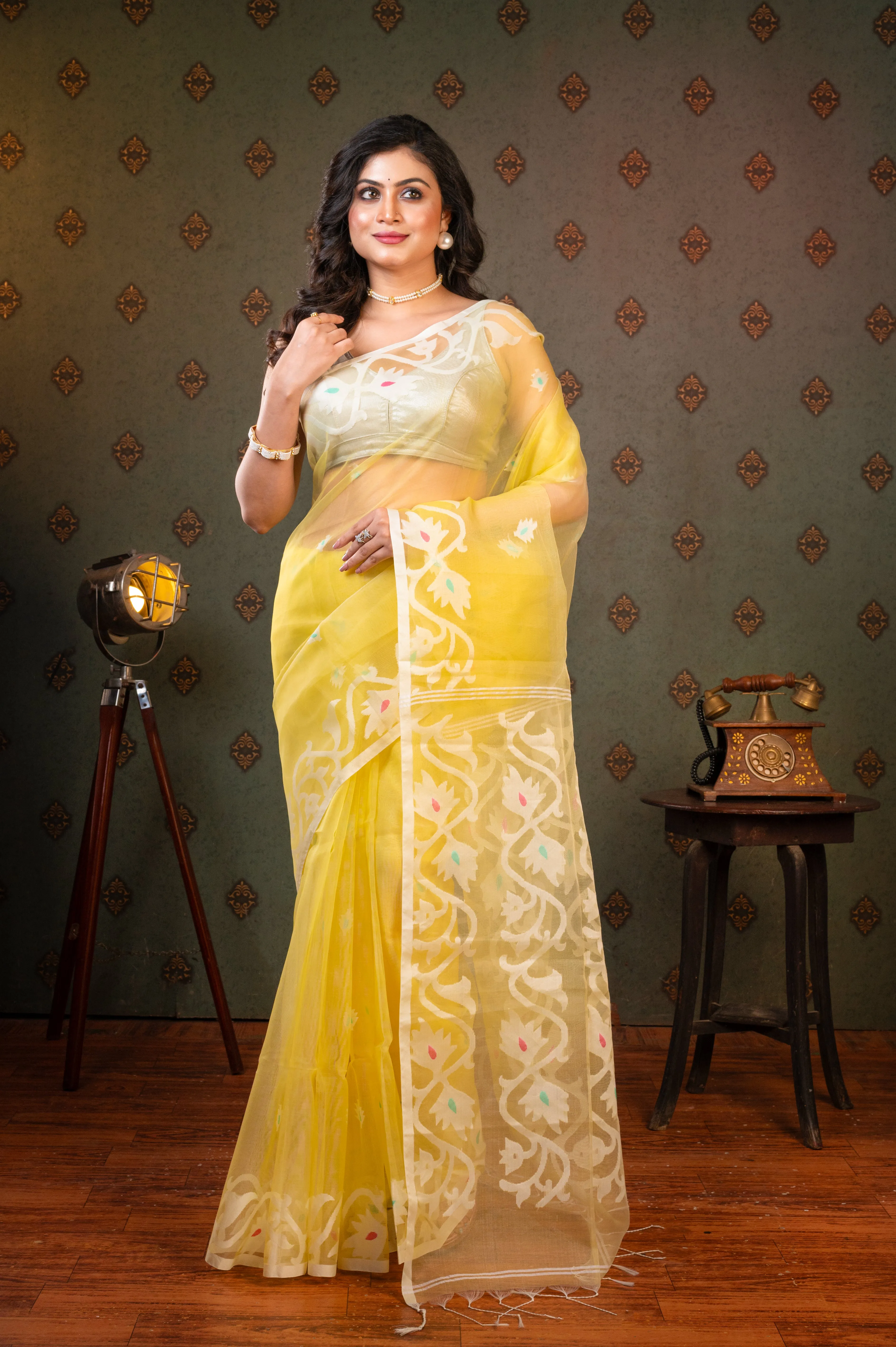 Women Light Yellow Pure Muslin Saree With Off-White Woven Motifs