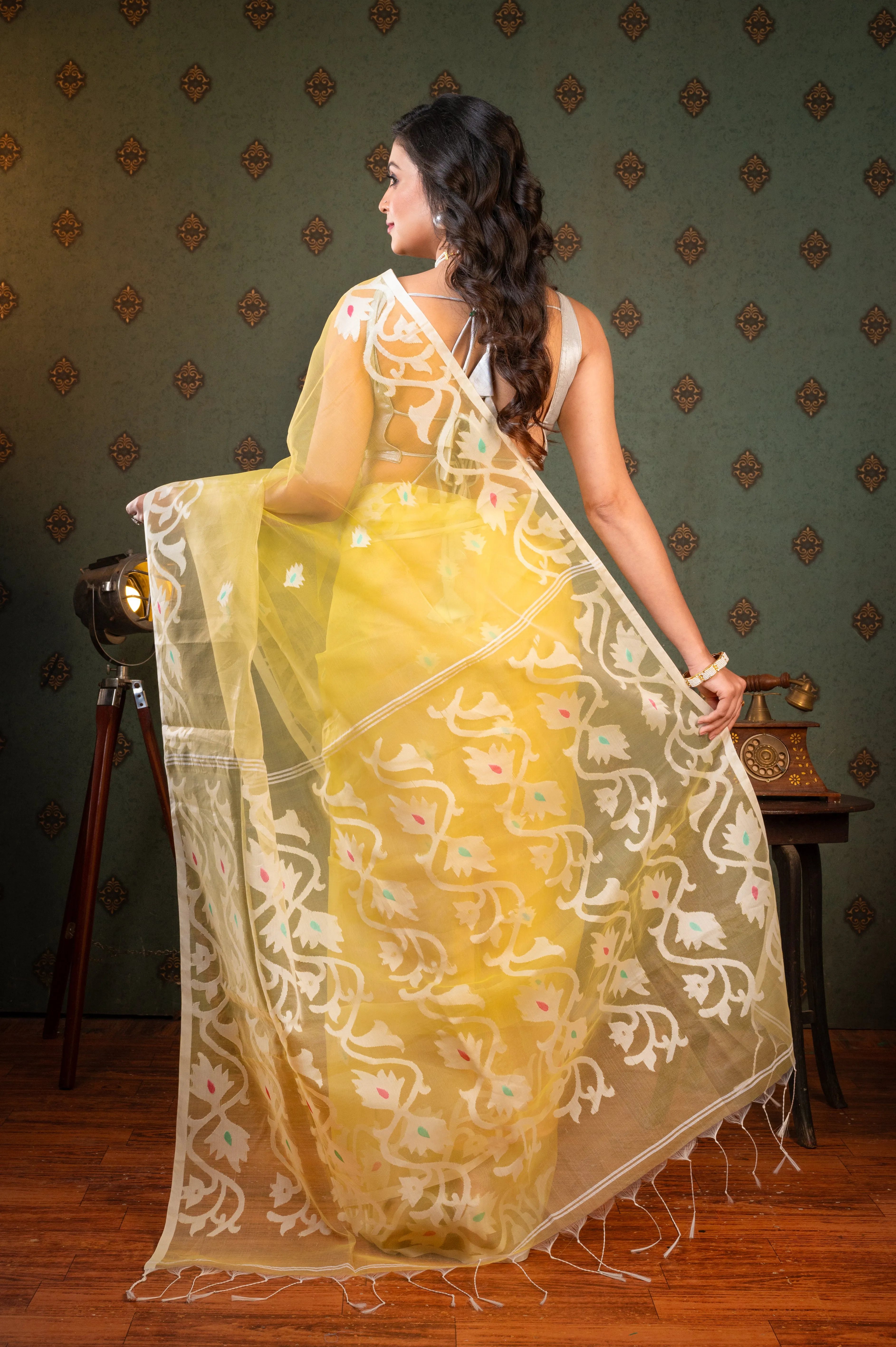 Women Light Yellow Pure Muslin Saree With Off-White Woven Motifs