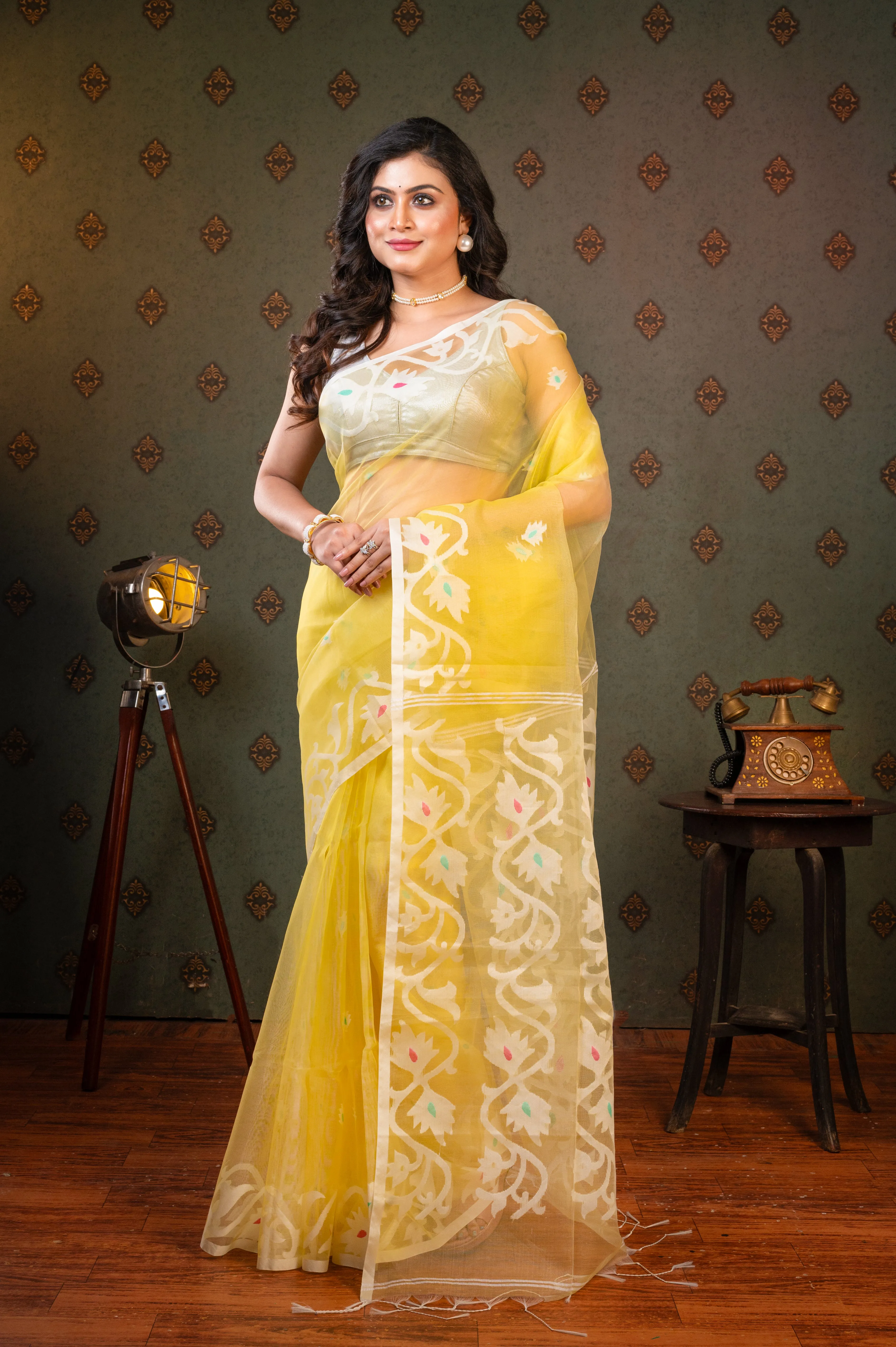 Women Light Yellow Pure Muslin Saree With Off-White Woven Motifs